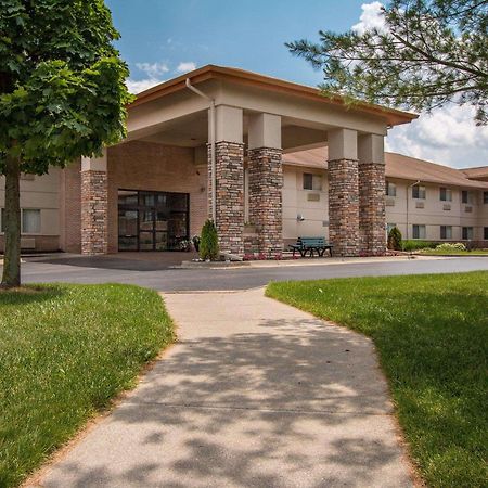 コンフォート イン オケモス イースト ランシング Okemos エクステリア 写真